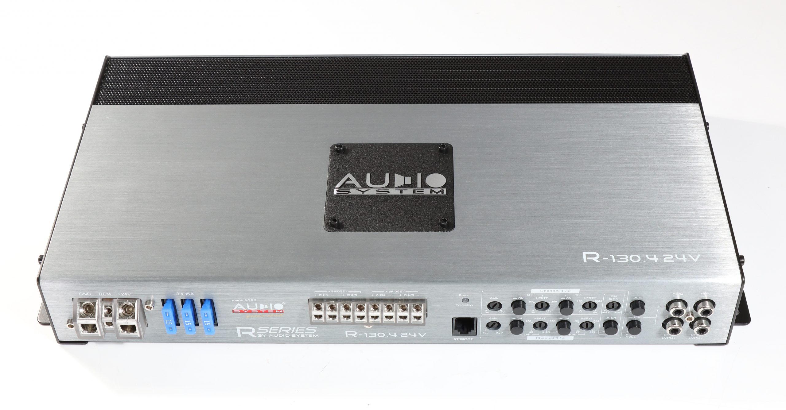 RADION-SERIE 4-Channel Power Versterker 24 Volt.
