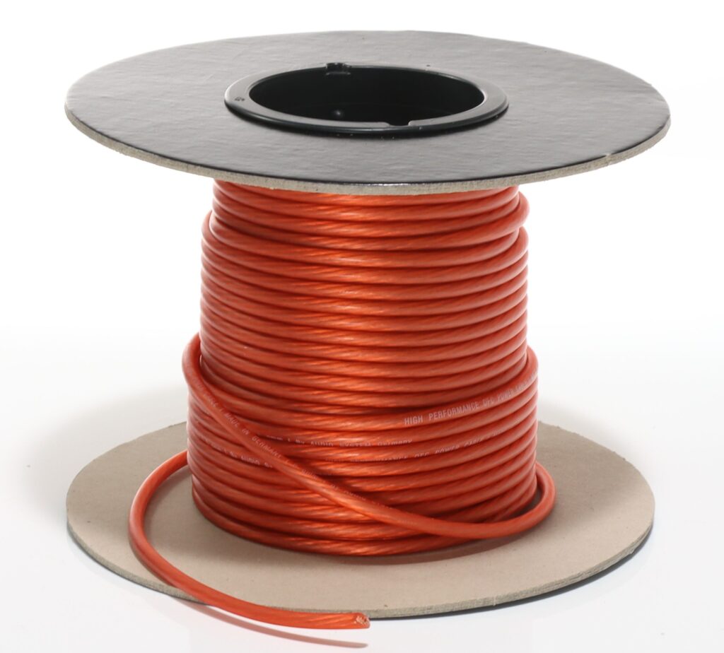 AUDIO SYSTEM HIGH-Performance 6 mm² power Kabel Per rol van 25 meter Rood